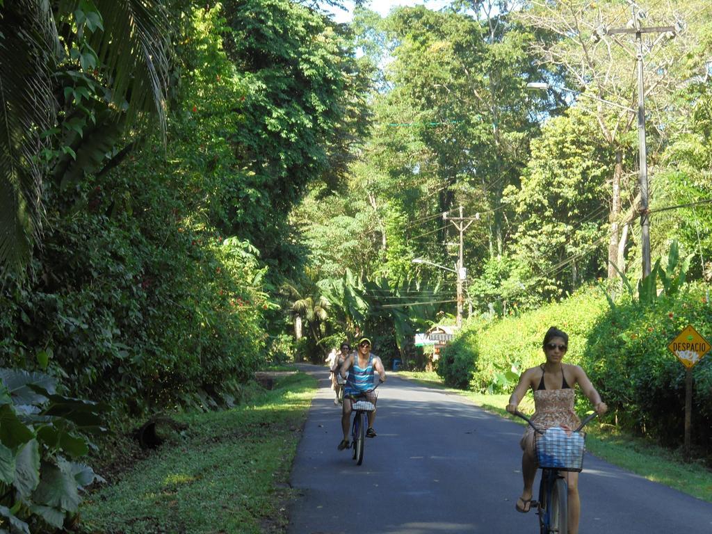 Puerto Viejo de Talamanca海上阳光旅馆别墅 外观 照片