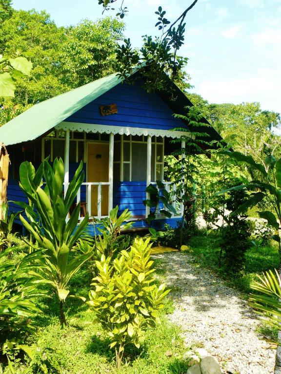 Puerto Viejo de Talamanca海上阳光旅馆别墅 外观 照片